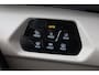 Volkswagen Multivan 1.5 eHybrid L2 Bulli Edition 4Motion 245PK / 180kW DSG, 19" 'Halmstad' LMV, LED Matrix (IQ.Lights), keyless start & entry, elektromechanische stuurbekrachtiging, verwarmbaar stuurwiel, verwarmbare voor- en achterstoelen, verwarmbare en akoestische voorruit, Harman & Kardon geluidssysteem, parkeerpakket plus (achteruitrijcamera (rear view), rondomzichtcamera (area view)), privacy glas (90% getint), dodehoekdetectie (side assist), assistentiepakket plus, dynamic chassis control (dcc), comfortstoelen elektrisch verstelbaar, 2-2-3 premium opstelling, elektrische achterklep (easy open & close), elektrisch verstel-, verwarm- en inklapbare buitenspiegels (spiegelpakket), adaptieve cruise control (acc)