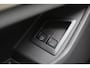 Volkswagen Multivan 1.5 eHybrid L2 Bulli Edition 4Motion 245PK / 180kW DSG, 19" 'Halmstad' LMV, LED Matrix (IQ.Lights), keyless start & entry, elektromechanische stuurbekrachtiging, verwarmbaar stuurwiel, verwarmbare voor- en achterstoelen, verwarmbare en akoestische voorruit, Harman & Kardon geluidssysteem, parkeerpakket plus (achteruitrijcamera (rear view), rondomzichtcamera (area view)), privacy glas (90% getint), dodehoekdetectie (side assist), assistentiepakket plus, dynamic chassis control (dcc), comfortstoelen elektrisch verstelbaar, 2-2-3 premium opstelling, elektrische achterklep (easy open & close), elektrisch verstel-, verwarm- en inklapbare buitenspiegels (spiegelpakket), adaptieve cruise control (acc)