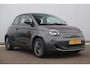 Fiat 500e Icon 42 kWh Automaat Panoramadak Navigatie LED Carplay Android Bluetooth 16 inch LMV Clima Cruise Parkeersensor