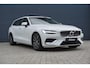 Volvo V60 2.0 T8 390pk Twin Engine AWD Inscription | Panoramadak | Trekhaak | Harman/Kardon | Adaptive Cruise