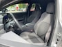 Toyota C-HR 1.8 Full Hybrid First Edition | Groot scherm | Carplay | |Stoel en Stuurverwarming | PDC | Navi