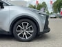 Toyota C-HR 1.8 Full Hybrid First Edition | Groot scherm | Carplay | |Stoel en Stuurverwarming | PDC | Navi