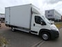 Peugeot Boxer 335 2.2 HDI Bakwagen+Laadklep Airco,Cruise,3 persoons,Enz Lang 420 Breed 210cm Hoog 218cm