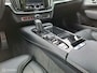 Volvo V90 2.0 T8 Twin Engine AWD R-Design|Pano|Trekhaak|Leder|B&W