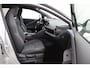 Toyota C-HR 2.0 Plug-in Hybrid 220 Executive