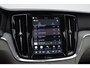 Volvo V60 T6 350PK Automaat AWD Ultra Bright / Massage stoelen / Long Range / 360 Camera / Harman Kardon audio / Head-up display / Panorama dak / Apple carplay / Android auto /