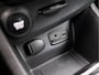 Renault Clio Estate 0.9 TCe Expression (NAVIGATIE, TREKHAAK, PARKEERSENSOREN, SPORTSTOELEN, GETINT GLAS, LM VELGEN, BASS REFLEX, CRUISE, NIEUWE APK, NIEUWSTAAT)