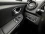 Renault Clio Estate 0.9 TCe Expression (NAVIGATIE, TREKHAAK, PARKEERSENSOREN, SPORTSTOELEN, GETINT GLAS, LM VELGEN, BASS REFLEX, CRUISE, NIEUWE APK, NIEUWSTAAT)