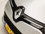 Renault Clio Estate 0.9 TCe Expression (NAVIGATIE, TREKHAAK, PARKEERSENSOREN, SPORTSTOELEN, GETINT GLAS, LM VELGEN, BASS REFLEX, CRUISE, NIEUWE APK, NIEUWSTAAT)