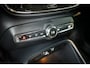Volvo XC40 2.0 T4 R-Design| 360° CAM | TREKHAAK | CARPLAY