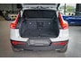 Volvo XC40 2.0 T4 R-Design| 360° CAM | TREKHAAK | CARPLAY