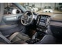 Volvo XC40 2.0 T4 R-Design| 360° CAM | TREKHAAK | CARPLAY