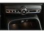 Volvo XC40 1.5 T3 R-Design|Panoramadak| Navigatie| Apple carplay/android auto| NL | PDC V+A |