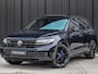 Volkswagen Touareg 3.0 TSi eHybrid 4MOTION R | HEAD-UP | DYNAUDIO | 360 CAMERA | SOFT-CLOSE | PANORAMADAK | KEYLESS ACCESS | STOELMASSAGE | TREKHAAK | AMBIANCE INTERIEUR | SHADOW-LINE | MEMORY SEATS