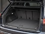 Volkswagen Touareg 3.0 TSi eHybrid 4MOTION R | HEAD-UP | DYNAUDIO | 360 CAMERA | SOFT-CLOSE | PANORAMADAK | KEYLESS ACCESS | STOELMASSAGE | TREKHAAK | AMBIANCE INTERIEUR | SHADOW-LINE | MEMORY SEATS