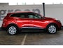 Renault Kadjar 1.2 TCe Life | Incl. 12 maanden garantie | Lichtmetalen velgen | Achteruitrij camera | Parkeersensoren voor/achter | Airco | Bluetooth | Navigatie | Voorstoelen verwarmd