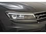 Volkswagen Tiguan 2.0 TDI 4Motion R-Line Highline Aut. [ Pano Virtual LED+ ]