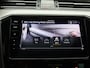 Volkswagen Passat 1.4 TSI PHEV GTE Business 218 PK | Automaat | 360 Camera | Panoramadak | Lederen Bekleding | Trekhaak | Keyless | Navigatie PRO | Stoelverwarming | Digital Cockpit PRO | Dodehoeksensor |