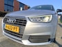 Audi A1 Sportback 1.0 TFSi Ultra S-Tronic aut. Advance Sport met o.a. leer/alcantara, Bi-xenon, park.sens., sportstoelen, etc.