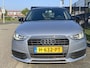 Audi A1 Sportback 1.0 TFSi Ultra S-Tronic aut. Advance Sport met o.a. leer/alcantara, Bi-xenon, park.sens., sportstoelen, etc.
