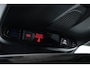 Volvo V40 T3 Automaat Polar+ Sport Panorama Dak | Verwarmbare Voorstoelen | R-Design Exterieur | Navigatiesysteem | Parkeersensoren | Keyless Entry | Electronic Climate Control | Achteruitrijcamera | Cruise Control | Getint Glas Achter