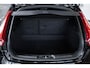 Volvo V40 T3 Automaat Polar+ Sport Panorama Dak | Verwarmbare Voorstoelen | R-Design Exterieur | Navigatiesysteem | Parkeersensoren | Keyless Entry | Electronic Climate Control | Achteruitrijcamera | Cruise Control | Getint Glas Achter