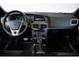 Volvo V40 T3 Automaat Polar+ Sport Panorama Dak | Verwarmbare Voorstoelen | R-Design Exterieur | Navigatiesysteem | Parkeersensoren | Keyless Entry | Electronic Climate Control | Achteruitrijcamera | Cruise Control | Getint Glas Achter