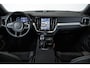 Volvo V60 T8 Plug-in hybrid AWD Ultra Bright | Head-up display | Adaptieve Cruise Control met Pilot Assist | Premium audio by Bowers & Wilkins | Elektrisch bedienbaar panoramisch schuif/-kanteldak | Elektrische voorstoelen met geheugen | 360° Parkeercamera | Park Assist voor + achter |  Verwarmbare voor- +achter stoelen + stuurwiel | Apple CarPlay |