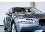 Volvo V60 T4 Automaat Momentum Pro | Panoramadak | Adaptive cruise control | Parkeerverwarming | BLIS | Parkeersensoren voor + achter | Stoelverwarming | 19'' Lichtmetalen velgen | Dealeronderhouden | Navigatie