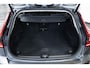 Volvo V60 T4 Automaat Momentum Pro | Panoramadak | Adaptive cruise control | Parkeerverwarming | BLIS | Parkeersensoren voor + achter | Stoelverwarming | 19'' Lichtmetalen velgen | Dealeronderhouden | Navigatie