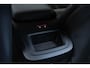 Volvo V60 T4 Automaat Momentum Pro | Panoramadak | Adaptive cruise control | Parkeerverwarming | BLIS | Parkeersensoren voor + achter | Stoelverwarming | 19'' Lichtmetalen velgen | Dealeronderhouden | Navigatie