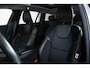 Volvo V60 T4 Automaat Momentum Pro | Panoramadak | Adaptive cruise control | Parkeerverwarming | BLIS | Parkeersensoren voor + achter | Stoelverwarming | 19'' Lichtmetalen velgen | Dealeronderhouden | Navigatie