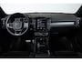 Volvo XC40 T5 Recharge R-Design | Panoramadak | Adaptive cruise control | Parkeersensoren voor + achter | Stoelverwarming | Parkeercamera | Wegklapbare trekhaak | Volvo on Call | Navigatie | Dealeronderhouden