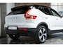 Volvo XC40 T5 Recharge R-Design | Panoramadak | Adaptive cruise control | Parkeersensoren voor + achter | Stoelverwarming | Parkeercamera | Wegklapbare trekhaak | Volvo on Call | Navigatie | Dealeronderhouden