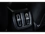 Volvo XC40 T5 Recharge R-Design | Panoramadak | Adaptive cruise control | Parkeersensoren voor + achter | Stoelverwarming | Parkeercamera | Wegklapbare trekhaak | Volvo on Call | Navigatie | Dealeronderhouden