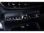 Volvo XC40 T5 Recharge R-Design | Panoramadak | Adaptive cruise control | Parkeersensoren voor + achter | Stoelverwarming | Parkeercamera | Wegklapbare trekhaak | Volvo on Call | Navigatie | Dealeronderhouden