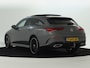 Mercedes-Benz CLA Shooting Brake 250 e AMG Line | Panoramadak | Achteruitrijcamera | Multispaaks Velgen | Nightpakket | Inclusief 24 maanden MB Certified garantie voor Europa.
