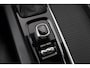 Volvo XC60 T5 AWD Momentum | BLIS | Camera | 20 Inch | Stoelverwarming | Apple Carplay | Getint Glas