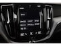 Volvo XC60 T5 AWD Momentum | BLIS | Camera | 20 Inch | Stoelverwarming | Apple Carplay | Getint Glas