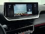 Peugeot 208 GT 100 pk Automaat | Navigatie | Achteruitrijcamera | Parkeersensoren Voor en Achter | Sportstoelen | LED Koplampen | Keyless Entry/Start | Lederen Stuurwiel | Climate Control | Cruise Control | 17" Lichtmetalen Velgen | Apple Carplay/Android Auto |