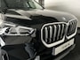 BMW iX1 xDrive30 Launch Edition 67 kWh Privacy Glass | Premium pakket | Comfort Pakket | Achteruitrijcamera | Winterset! Soh (batterijcheck) 100%