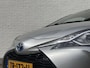 Toyota Yaris 1.5 Hybrid Design / Trekhaak / All season / Achteruitrijcamera / Climate control / Navigatie / Cruise Control /