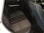 Suzuki Vitara 1.5 Hybrid Select - DODEHOEK DETECTIE- 17 INCH LICHT METALEN VELGEN - PARELMOER LAK - KEYLESS ENTRY/ START - CLIMATE CONTROL - VOORSTOELEN VERWARMD - CAMERA