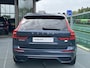 Volvo XC60 T8 Plug-in hybrid AWD Ultimate Dark / Trekhaak / Pano. dak / Geventileerde + verwarmde stoelen / Luchtvering / Bowers & Wilkins / Head-up display /