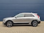 Kia Niro 1.6 GDi Hybrid 141pk DCT6 DynamicPlusLine I Navigatie | Parkeercamera | LED | Parkeersensoren | Schuif-/kanteldak |