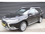 Mitsubishi Outlander 2.4 PHEV Instyle Leder, Led, E.Achterklep, Model 2021