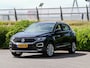 Volkswagen T-Roc 1.5 TSI 150PK Automaat Sport | TREKHAAK | CAMERA | CARPLAY | * HEMELVAARTSDAG GEOPEND VAN 09:00 - 16:00 *