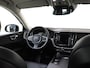 Volvo XC60 B5 Momentum Exclusive | Trekhaak | Panoramadak | 360° Camera |