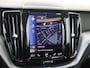 Volvo XC60 B5 Momentum Exclusive | Trekhaak | Panoramadak | 360° Camera |