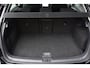 Volkswagen Golf 1.0 TSI 115pk R-line look, NAP, Trekhaak, Digitale Cockpit, Camera, Led, App-Connect, Dealer onderhouden